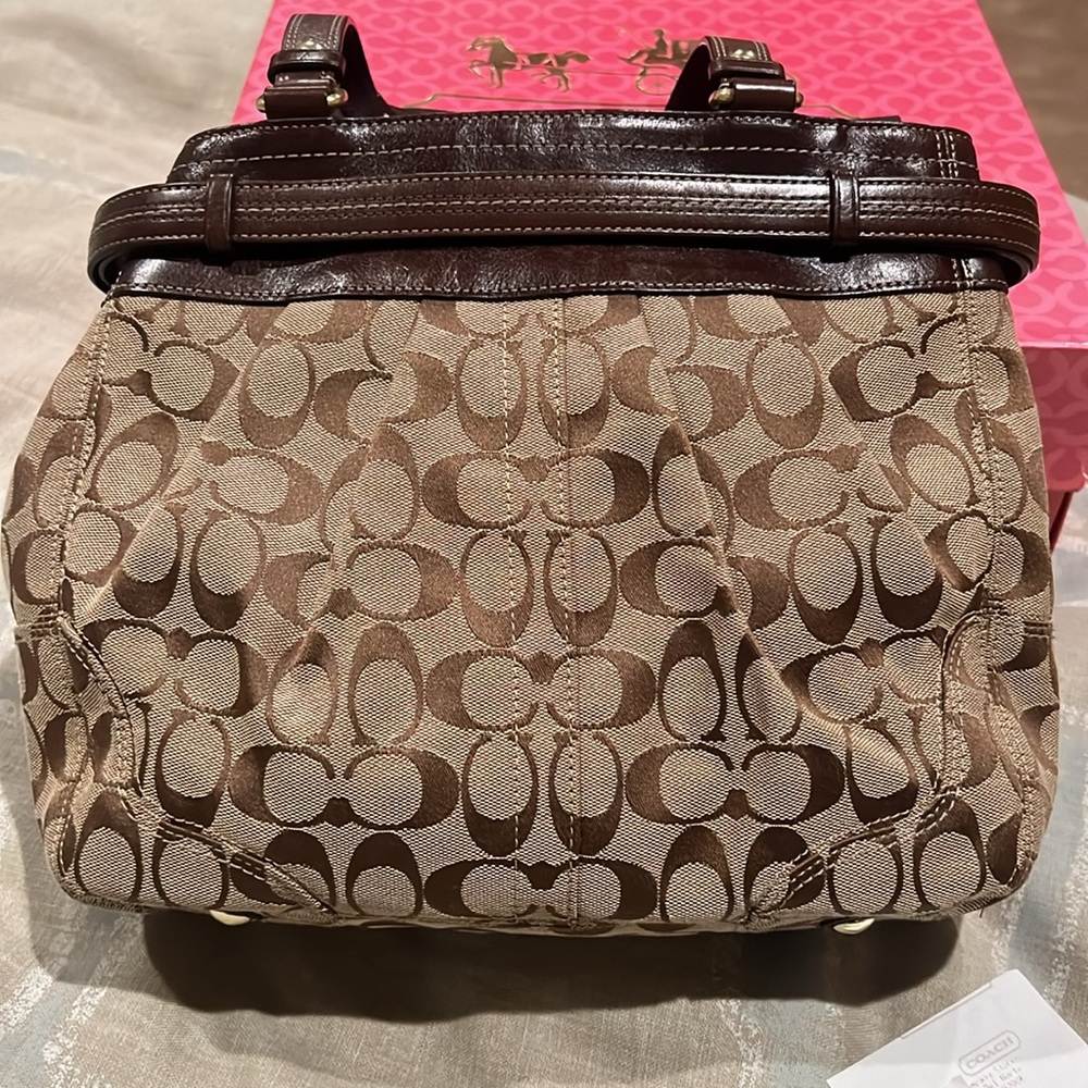 Coach Hampton Tote - Picture 8 of 8